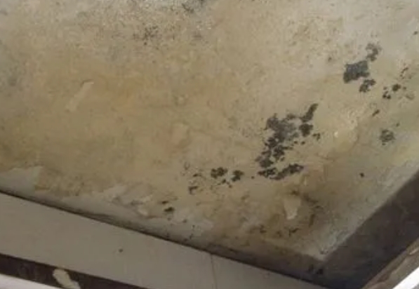 延庆阳台漏水维修公司分享下延庆卫生间渗水维修需要注意哪些问题。